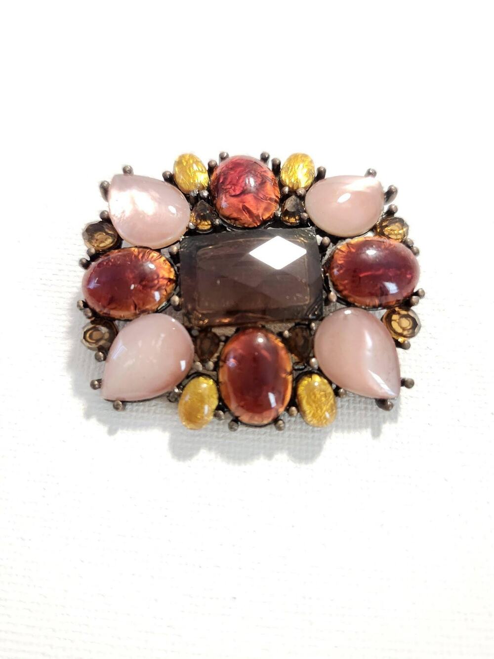 Vintage Liz Claiborne Lucite Brooch: Copper-toned setting